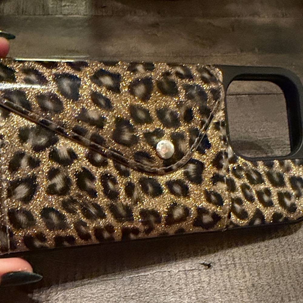 Bandolier Gia Gold Leopard Case - iPhone 13 Pro - Picture 5 of 9